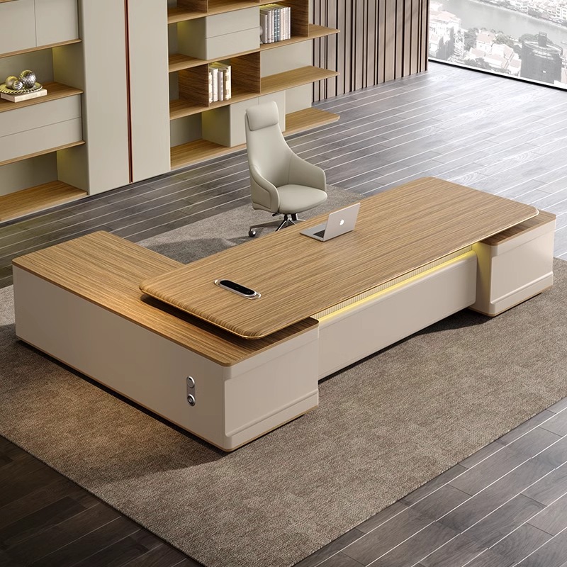 Groot formaat High Tech luxe M - Office Tech Management recensie en prijs
