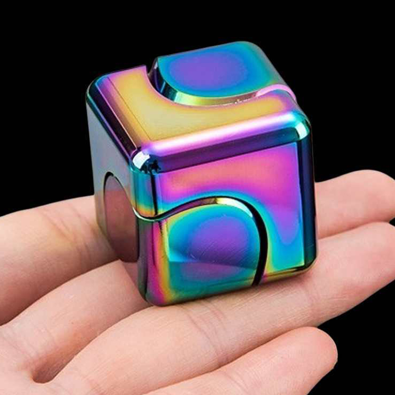 Vierkante Infinity Fidget Spin - Cool Office Tech Gadgets recensie en prijs