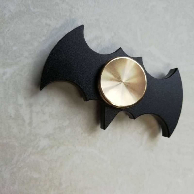NIEUWE Vleermuisvormige Fidget - Cool Office Tech Gadgets recensie en prijs